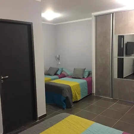 De La Distillerie Bed & Breakfast *