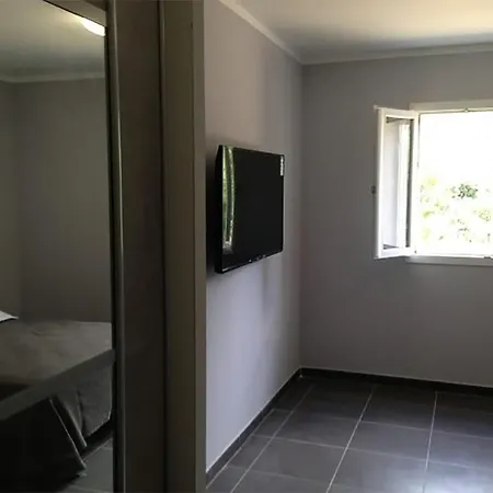 De La Distillerie * Marine de Pietracorbara