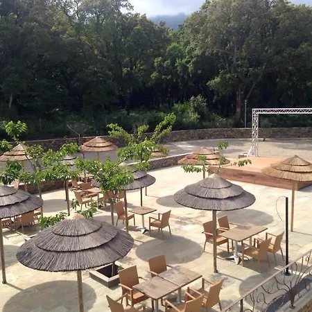 Couette-café De La Distillerie *