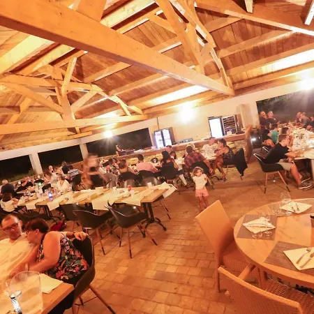 De La Distillerie Couette-café *