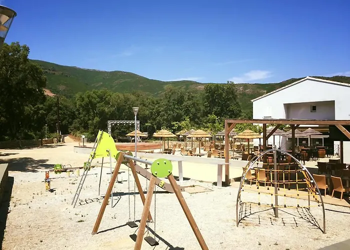 فندق مبيت وإفطار De La Distillerie Marine de Pietracorbara